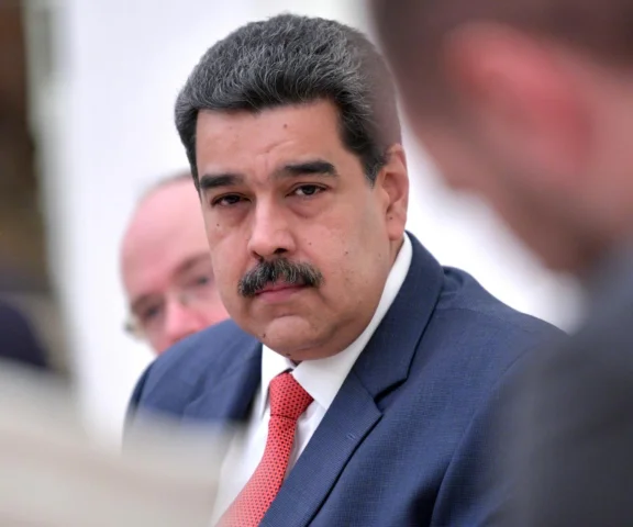 Nicolas Maduro trafił do aresztu. Stanie przed sądem w poniedziałek