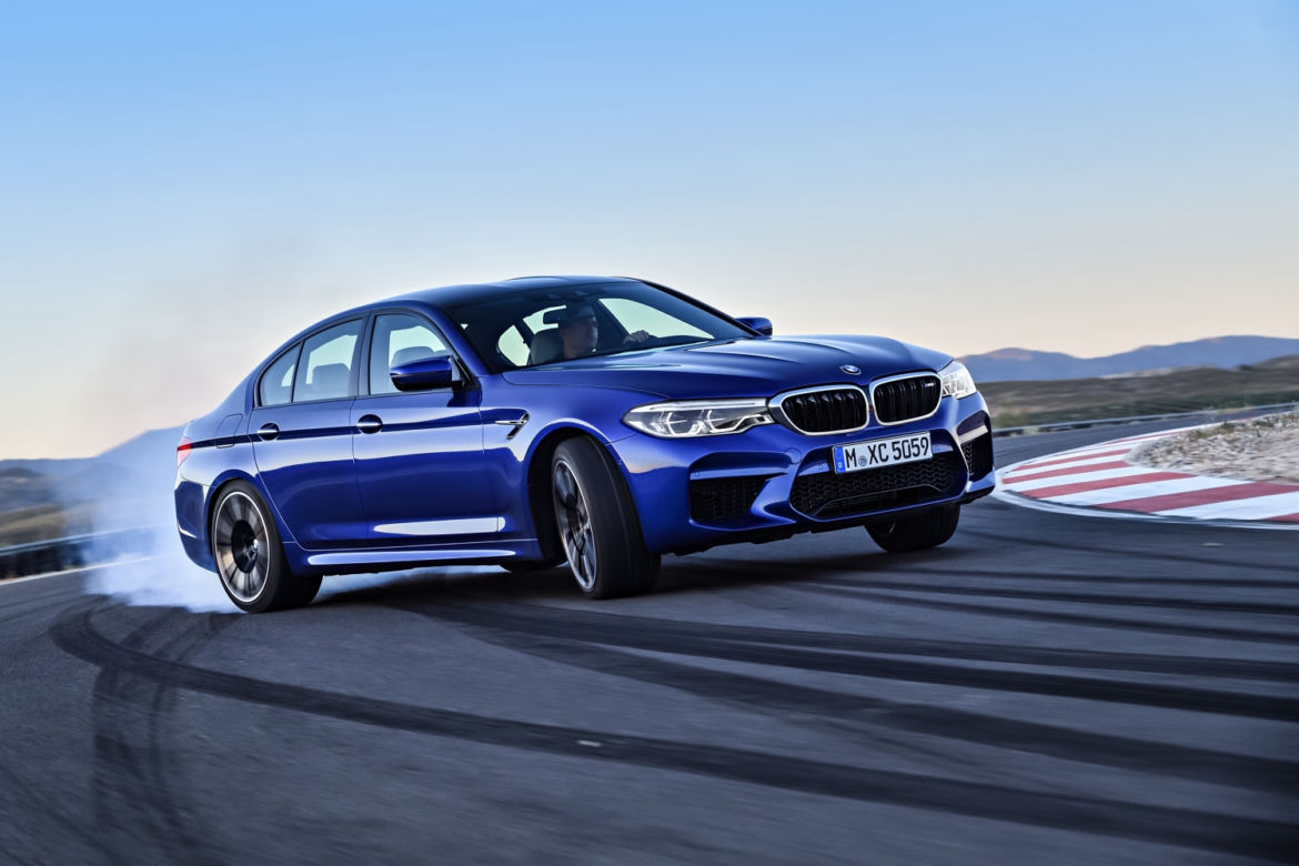 BMW M5 4.4 V8 biturbo M xDrive
