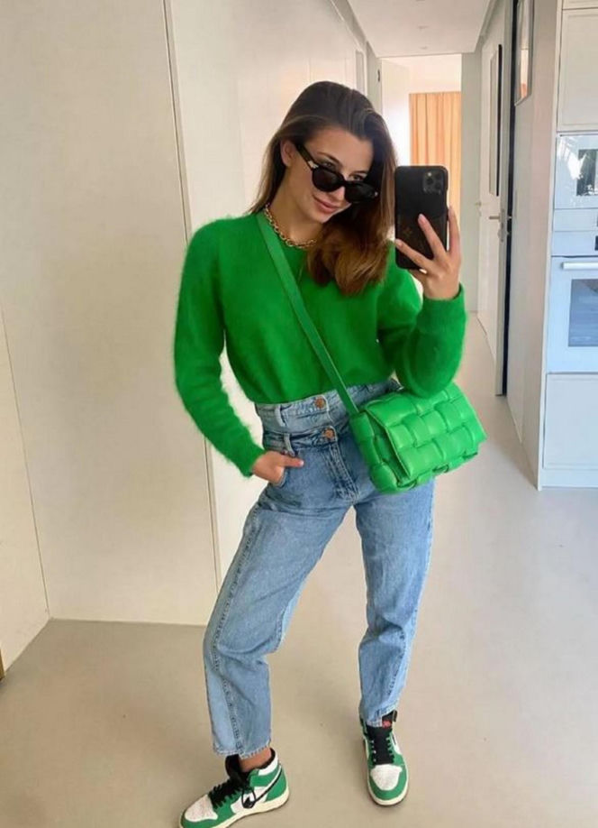 Julia Wieniawa chwali się torbą za 140 tys.zł