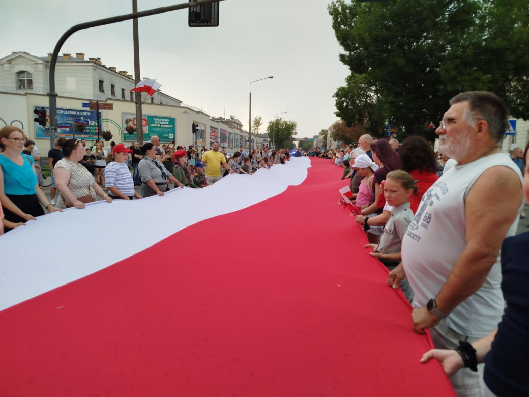 „Cześć i chwała bohaterom!”. Siedlczanie spotkali się w centrum miasta, by uczcić 82. rocznicę wybuchu Powstania Warszawskiego
