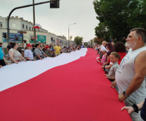 „Cześć i chwała bohaterom!”. Siedlczanie spotkali się w centrum miasta, by uczcić 82. rocznicę wybuchu Powstania Warszawskiego