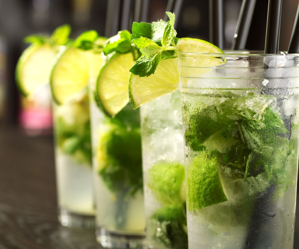 Mojito: jak przygotować tego drinka?