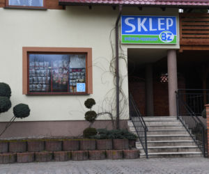Właścicielka sklepu mopem przegoniła uzbrojonego napastnika