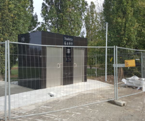 Nowoczesne toalety we wrocławskich parkach. Po 20 minutach włączy się w nich alarm
