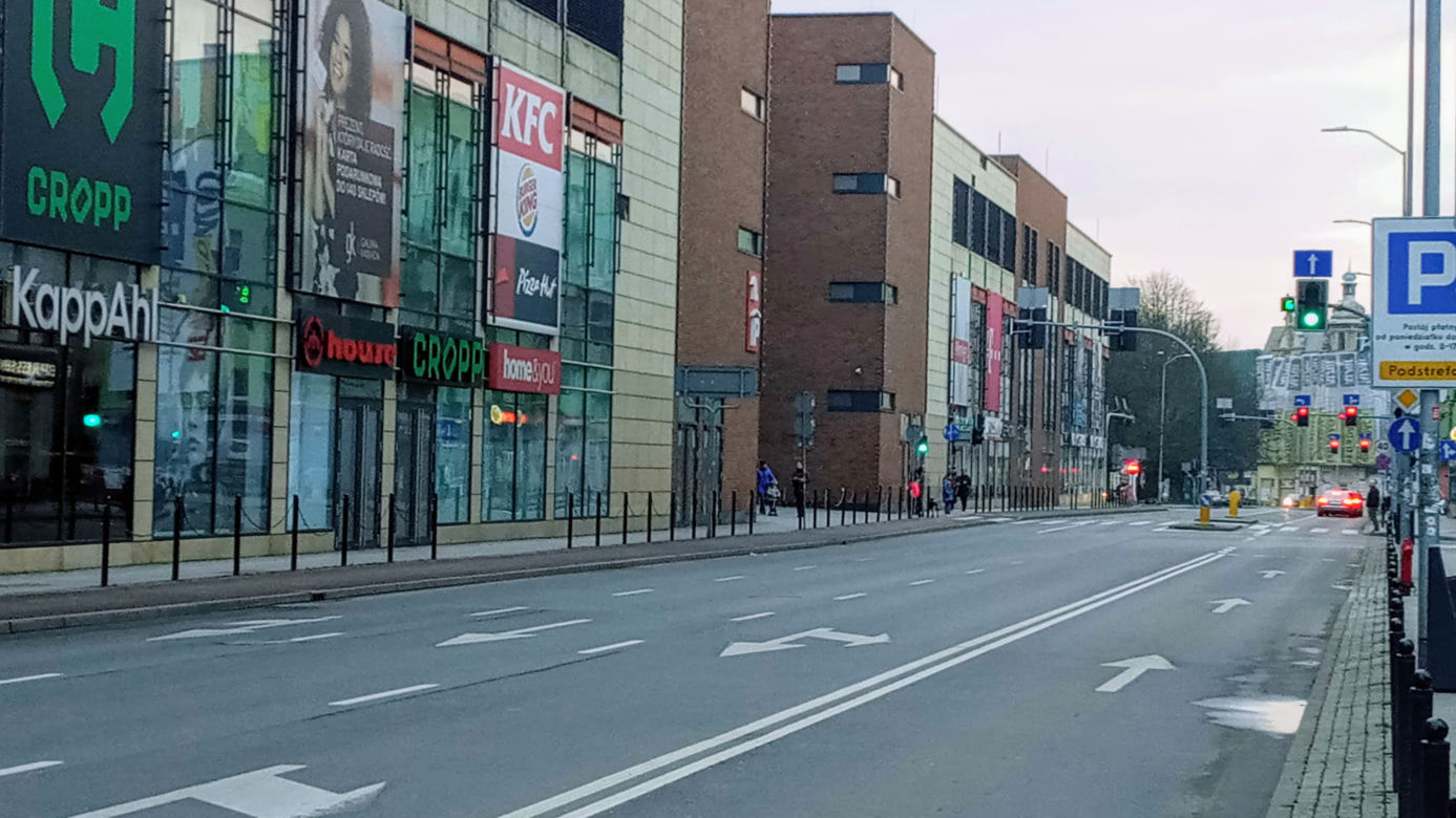 Puste ulice w Szczecinie