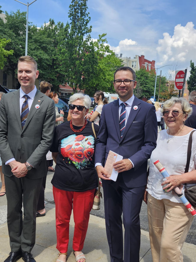 Polonia z Nowego Jorku uczciła 82. rocznicę wybuchu Powstania Warszawskiego