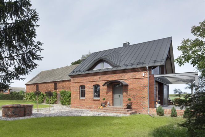 Przebudowa domu z czerwonej cegły