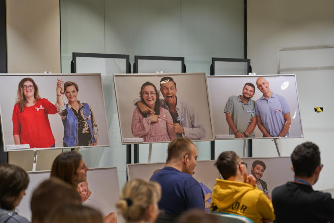 Inauguracja wystawy "Zawsze różowa, zawsze niebieski"