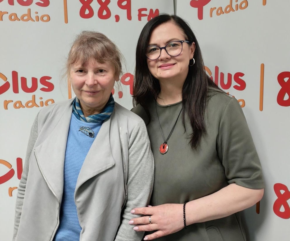 Agata Mazuś, członek ZPAP i kurator festiwalu oraz Małgorzata Buca – prezes Związku Polskich Artystów Plastyków Okręg Szczeciński, kurator festiwalu.