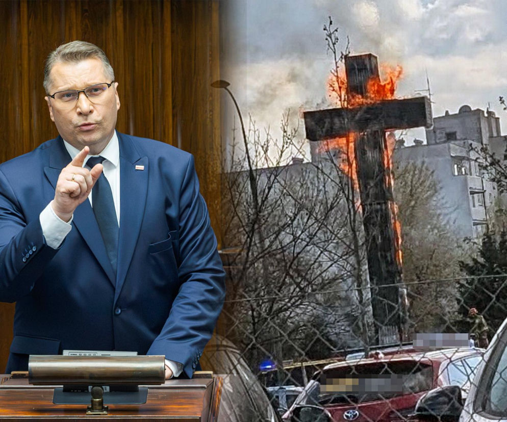 Pożar papieskiego krzyża na Mokotowie. Przemysław Czarnek reaguje i wskazuje na jeden szczegół