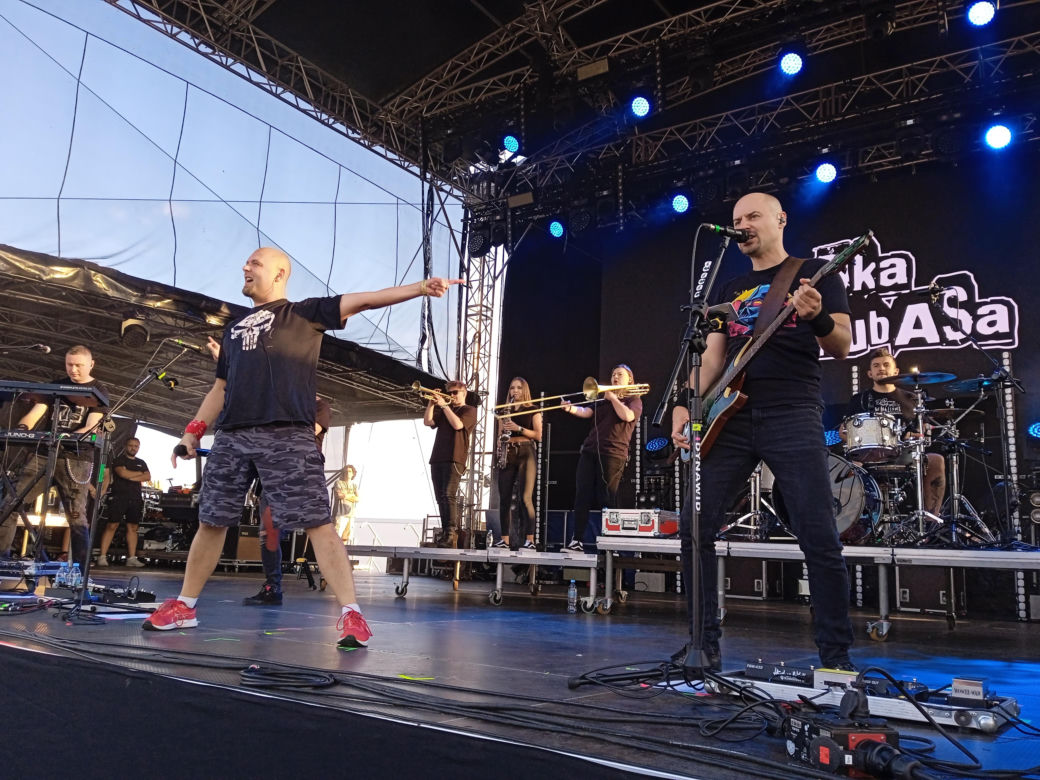 Koncert zespołu Łydka Grubasa w ramach Rockowizna Festiwal 2023 w Poznaniu