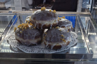 Pączki od ojca Rydzyka przyjechały z daleka