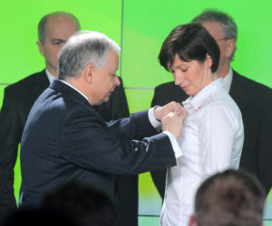 Lech Kaczyński i Jarosław Kaczyński na sportowych zdjęciach