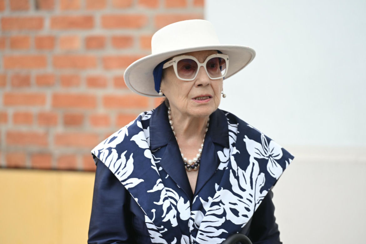 Emilia Krakowska na pogrzebie Joanny Kołaczkowskiej