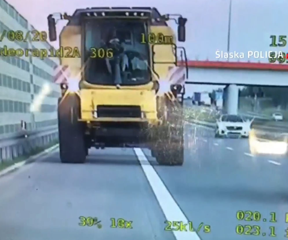 Jechał KOMBAJNEM PO AUTOSTRADZIE A1 20 km/h. Nie mieścił się na jednym pasie! Policja w szoku! 