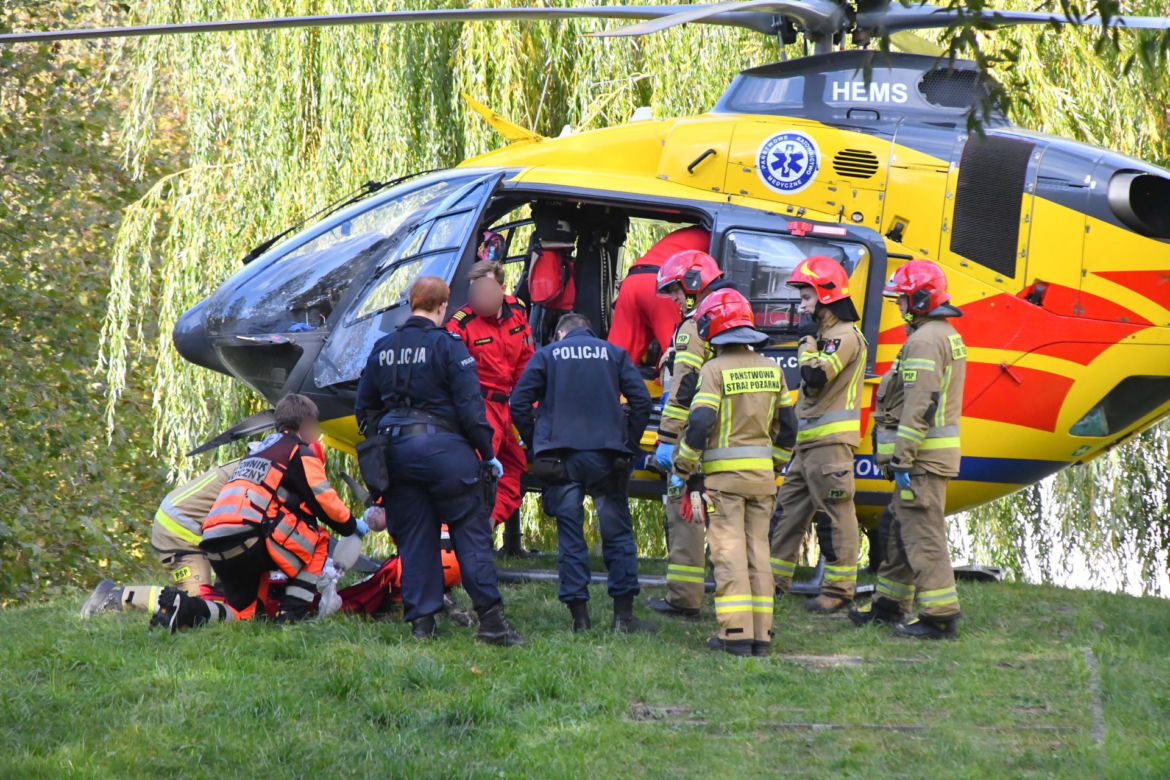 Wypadek w Świnoujściu. Mężczyzna wypadł z okna