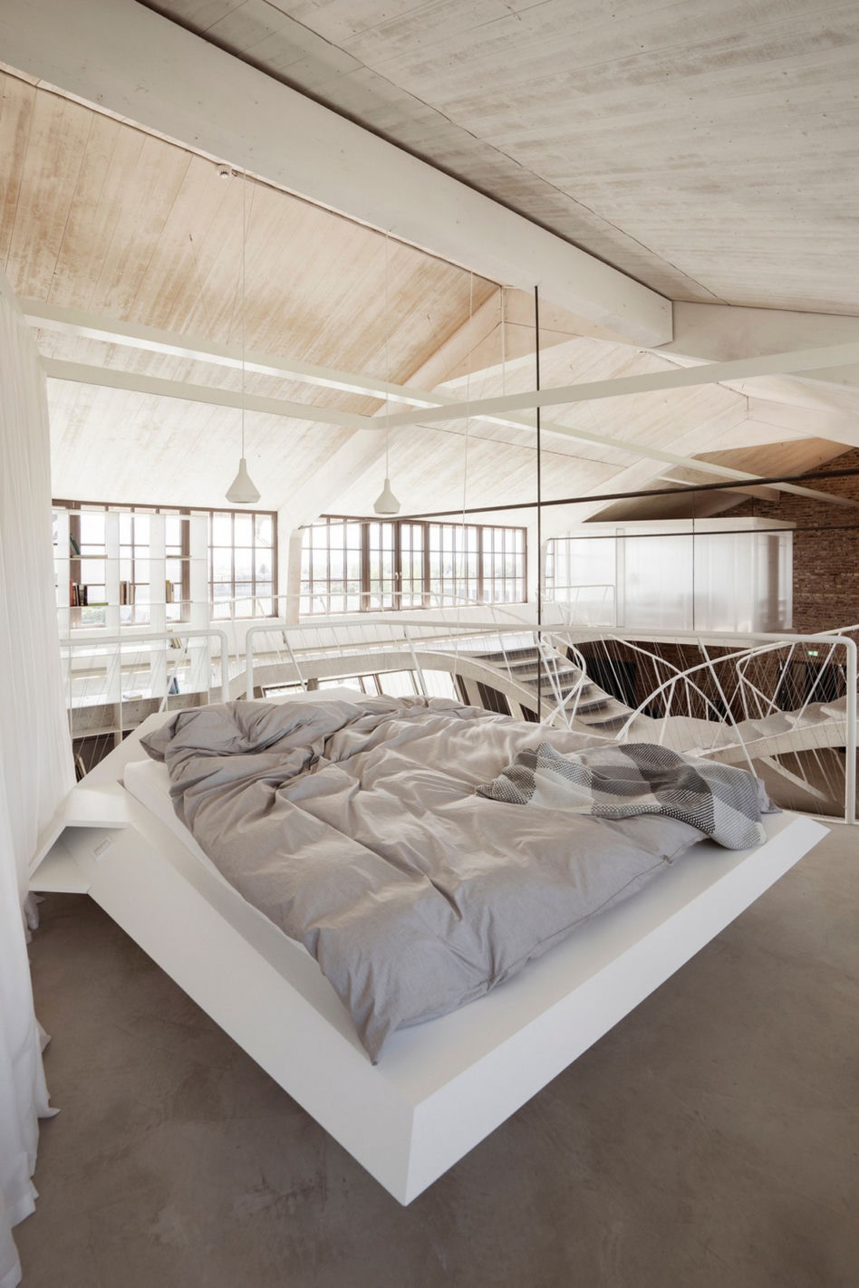 Loft w Hali Czołgów