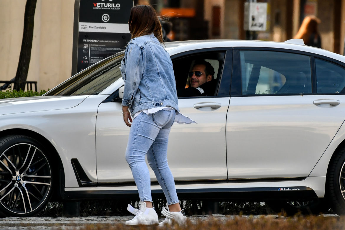 Paweł Deląg jeździ BMW serii 7 za pół miliona złotych