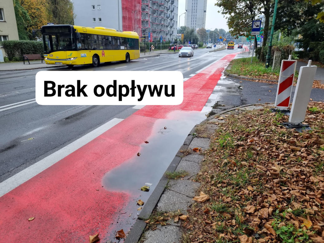 Pasy rowerowe na ul. Sokolskiej. Mieszkańcy mówią wprost: "Fuszerka"