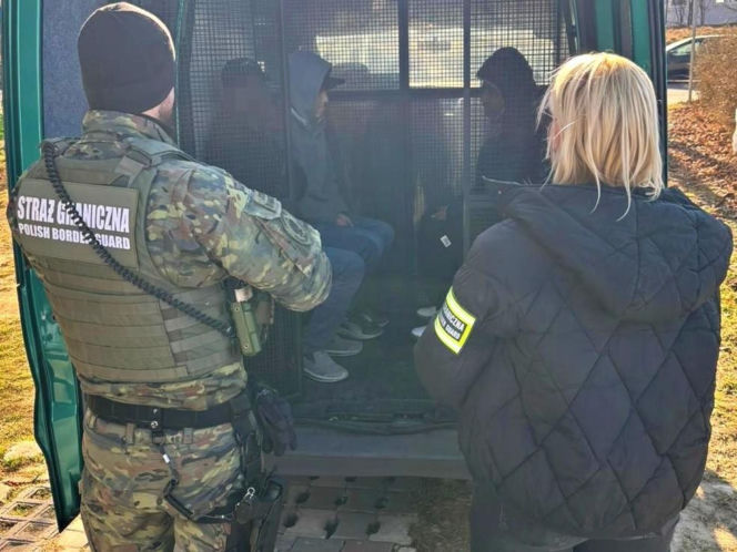 Nielegalni migranci udawali studentów