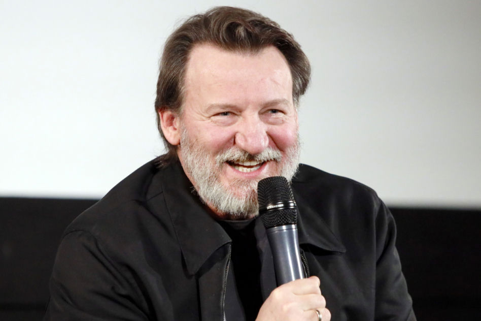 Robert Więckiewicz zapuścił długą brodę i zszokował fanów