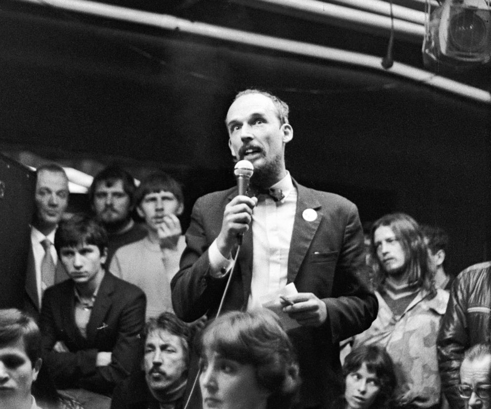 Młody Janusz Korwin-Mikke. Zobacz, kim był