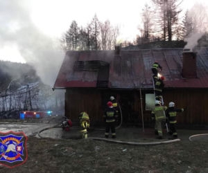 Szkoła poszła z dymem! Strażacy walczyli z płomieniami przez 3 godziny