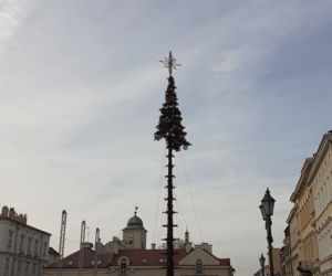 Trwa demontaż ozdób świątecznych