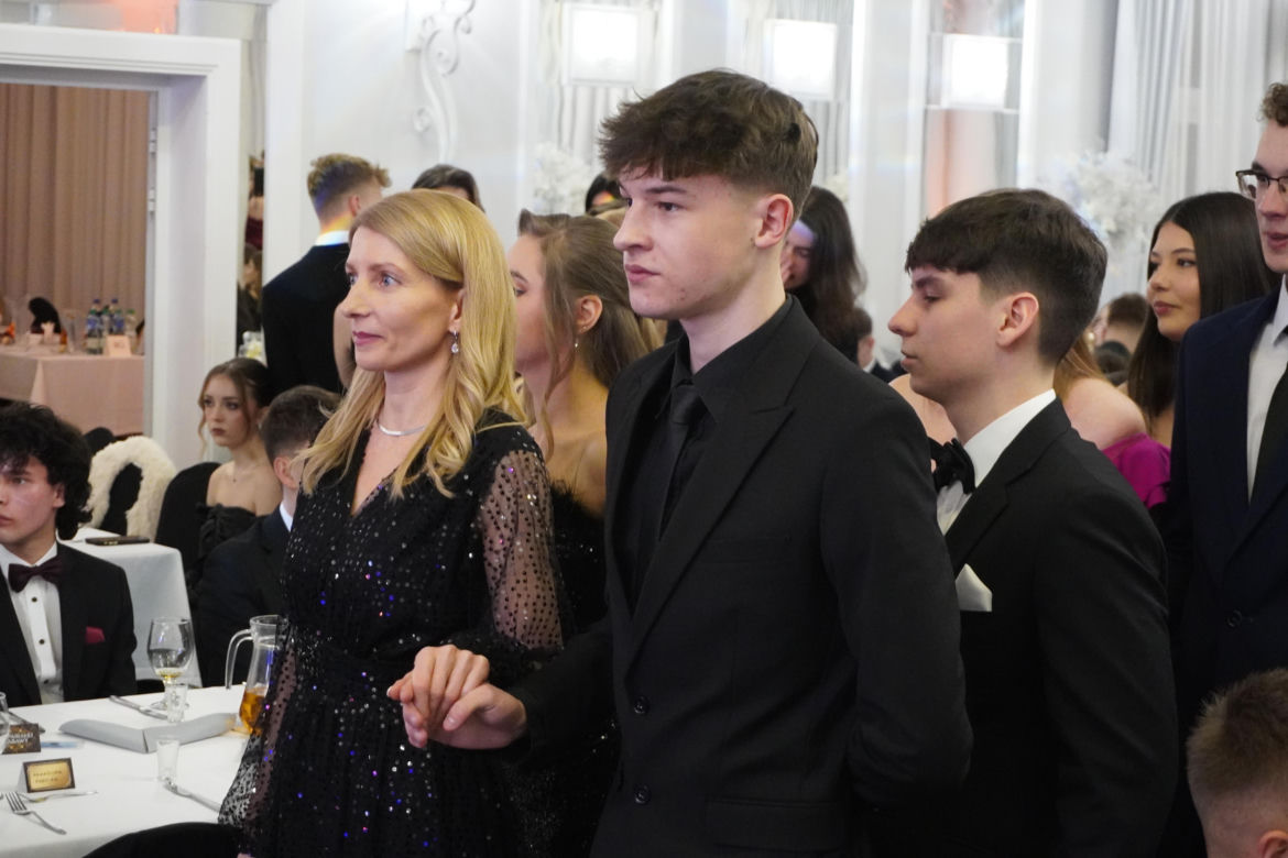 Studniówki 2025 w rzeszowskich szkołach. To były niezapomniane chwile 