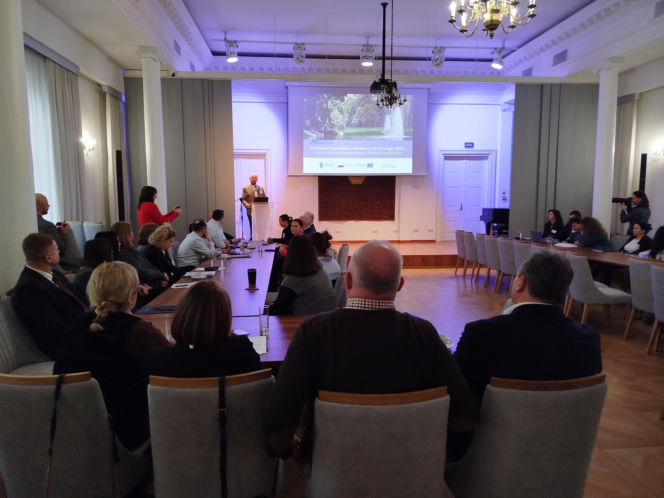 Siedlce, spotkanie "Od wyzwań do rozwiązań. Adaptacja klimatyczna polskich miast"