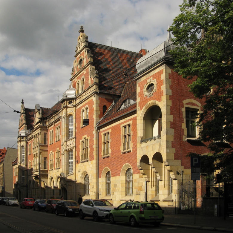 To jedno z najstarszych miast Górnego Śląska. Kiedyś leżało w dwóch państwach