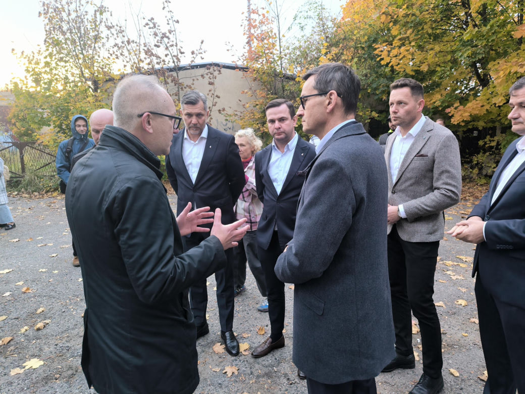 Łukasz Borowiak i Mateusz Morawiecki w Lesznie