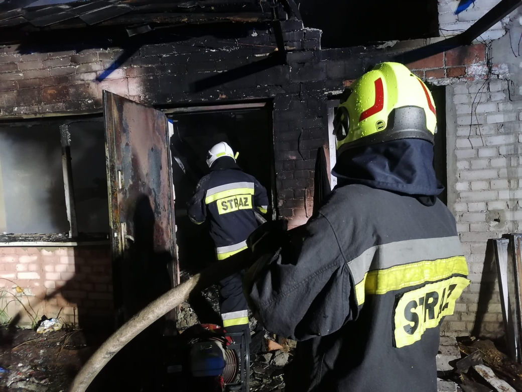Lubelskie: Tragiczny pożar budynku gospodarczego. W środku znaleziono ciało mężczyzny