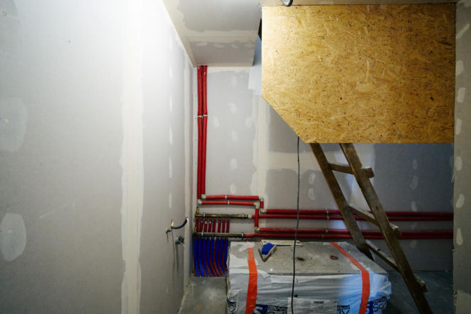 Tragiczny wypadek przerwał marzenia. Ekipa "Nasz Nowy Dom" walczyła z czasem. ZDJĘCIA domu przed i po remoncie