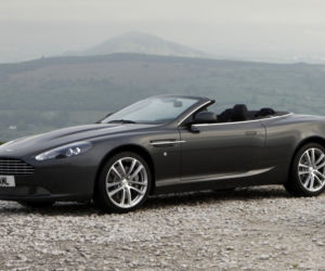Aston Marin DB9 Volante