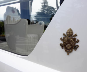 Mercedes-Benz Klasy M papamobile