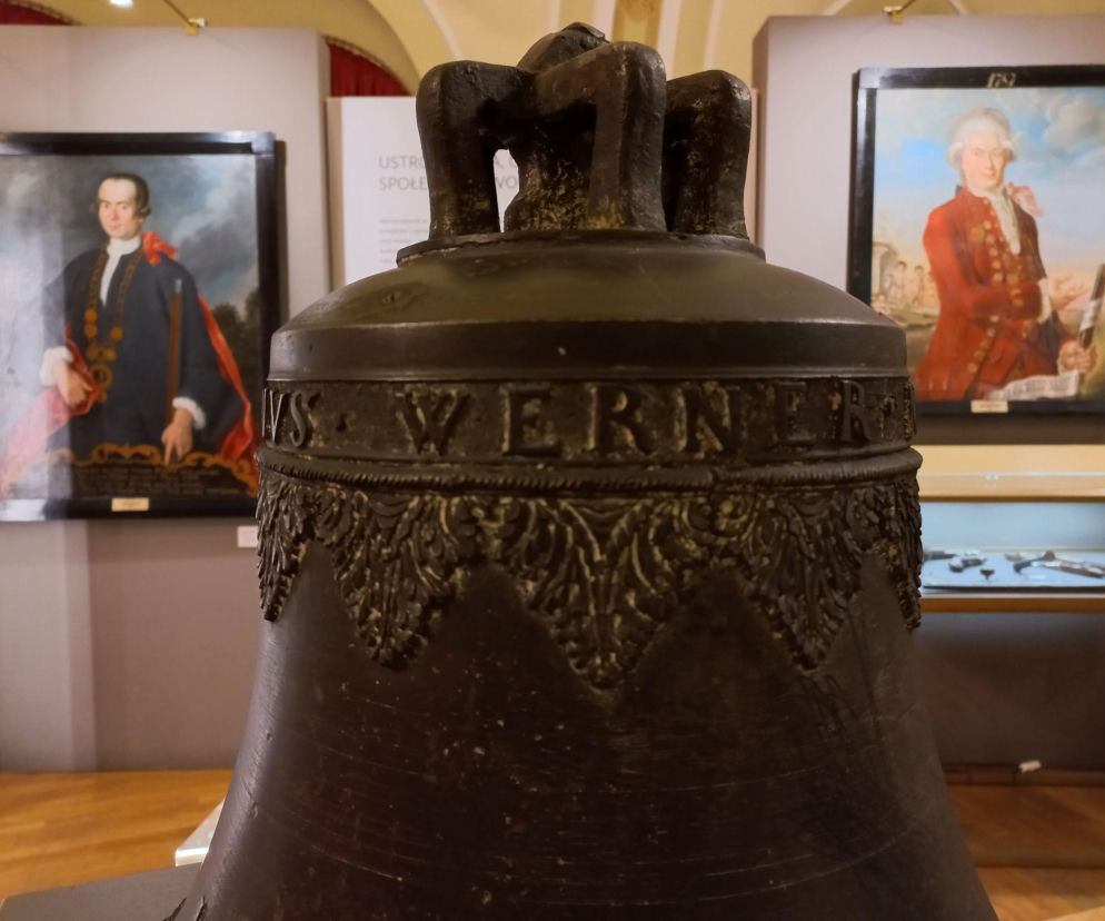 Komu bił ten dzwon? Unikatowy eksponat w muzeum w Lesznie [ZDJĘCIA]