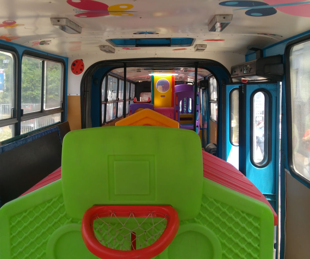 Happy bus