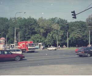 Warszawa z lat 90. Nie uwierzysz, że tak wyglądała stolica 25 lat temu	