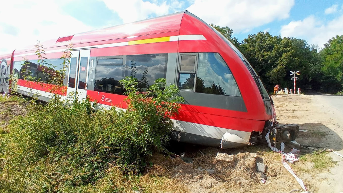 Wrak niemieckiego pociągu pod Kołbaskowem