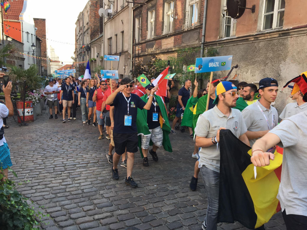 Parada z okazji otwarcia Balonowych Mistrzostw Świata Juniorów w Grudziądzu