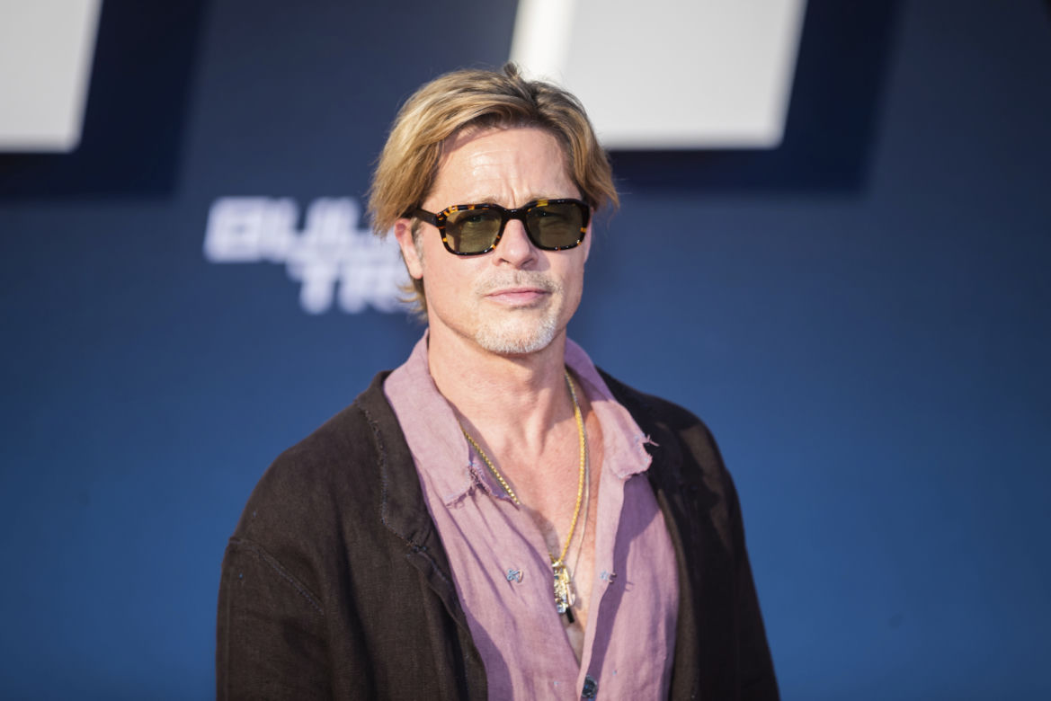 Brad Pitt w spódnicy. Pokazał się z zupełnie innej strony