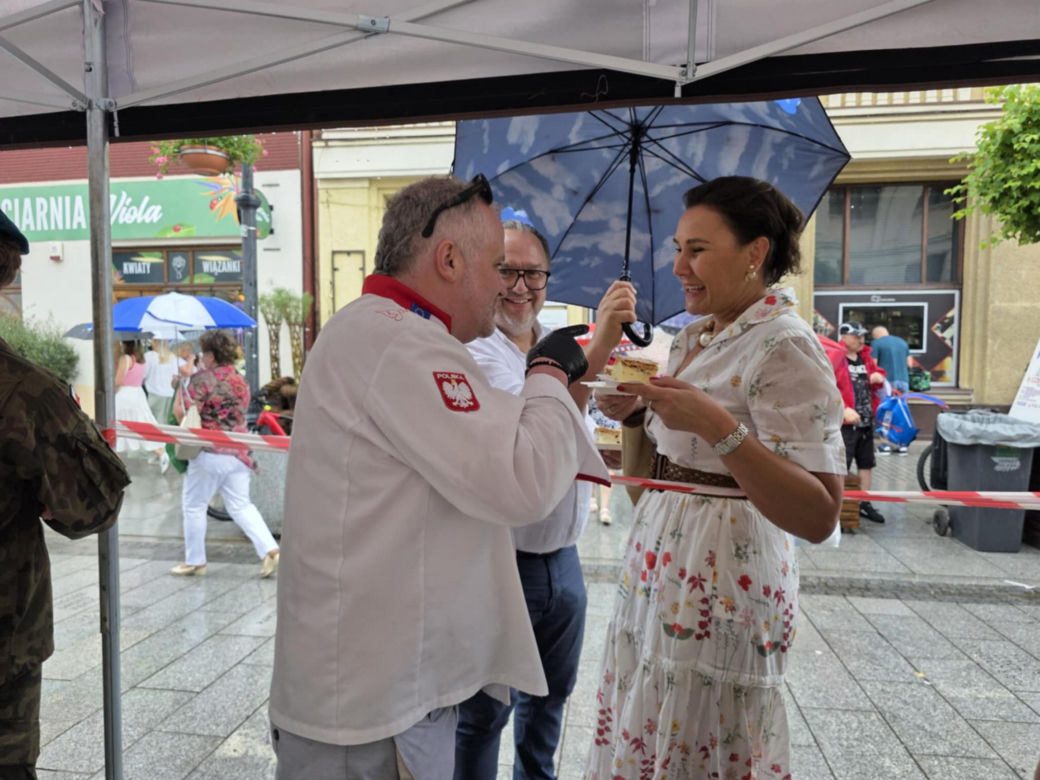 Rzeszów Najdłuższa Kremówka w Polsce