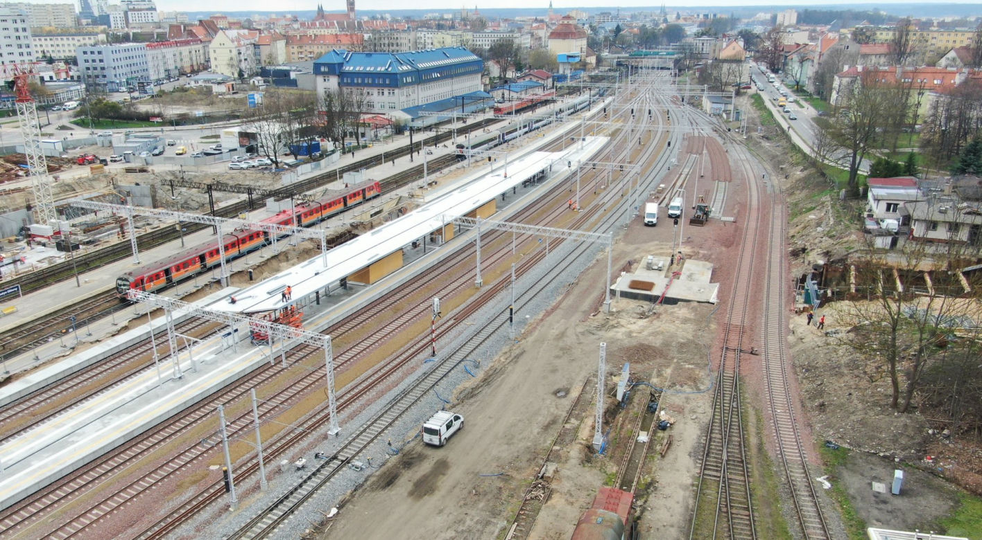 Nowy peron na stacji Olsztyn Główny gotowy. PKP pokazały zdjęcia