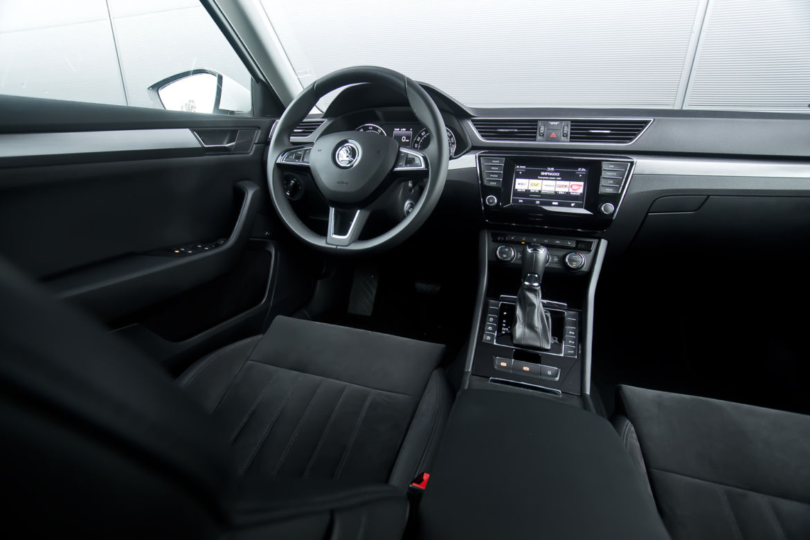 Skoda Superb 2.0 TSI 220 KM DSG Style