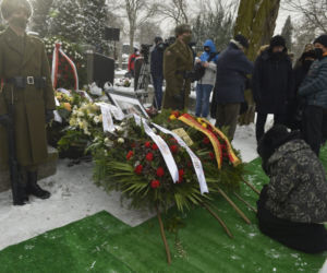 Papcio Chmiel został pochowany na Cmentarzu Bródnowskim