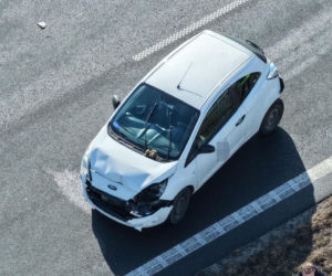 Groźny wypadek na S7. Sześć aut rozbitych, śmigłowiec LPR w akcji