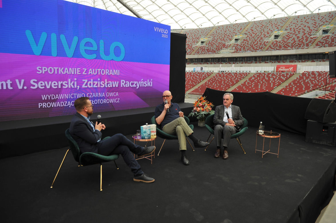 Targi Książki i Mediów VIVELO. Fotorelacja z niedzielnych wydarzeń na PGE Narodowym