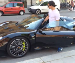 Zlatan Ibrahimović w Porsche 918 Spyder