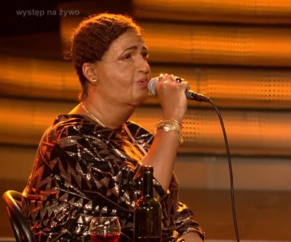 Stefano Terrazzino jako Cesaria Evora w TTBZ